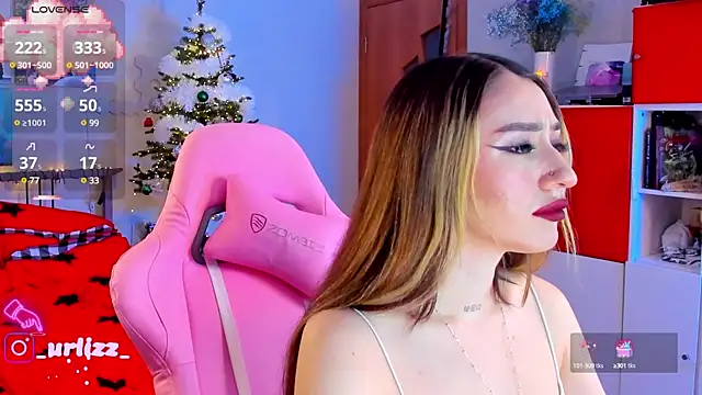 Snapshot of Fiona-Love chatting on January 10, 2025, 7:43 pm Fiona-Love online show from January 10, 2025, 7:43 pm