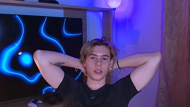 Snapshot of dimitri_tv chatting on September 13, 2025, 11:49 pm dimitri tv online show from September 13, 2025, 11:49 pm