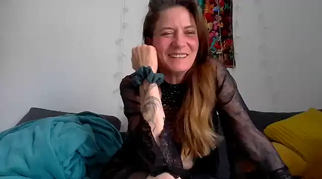 sensy inked online show from March 6, 2025, 2:40 pm