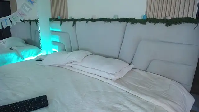 Miss Loise online show from March 31, 2026, 4:03 am