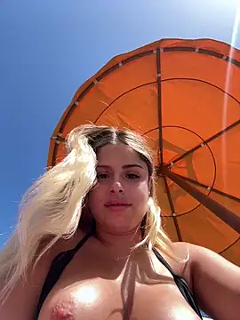 Snapshot of BritneyDimond chatting on December 26, 2024, 12:59 pm BritneyDimond online show from December 26, 2024, 12:59 pm