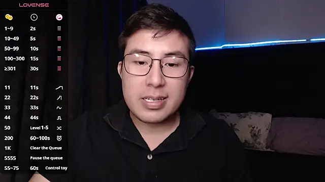 andrewmhilton  online show from November 7, 2025, 5:34 am