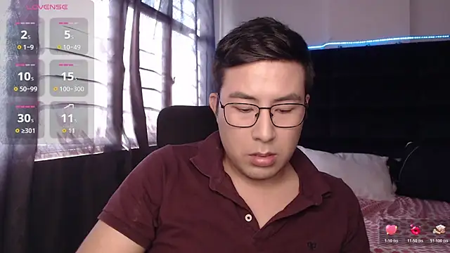 andrewmhilton  online show from February 17, 2026, 9:01 pm