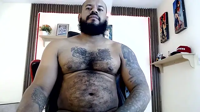 Snapshot of Damian64420 chatting on July 4, 2026, 6:45 pm Damian64420 online show from July 4, 2026, 6:45 pm