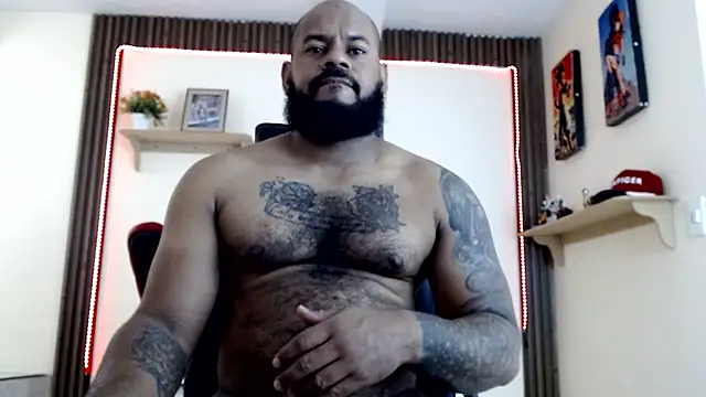 Snapshot of Damian64420 chatting on July 2, 2026, 5:41 pm Damian64420 online show from July 2, 2026, 5:41 pm