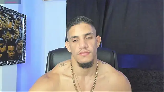 jhonnysnow17 online show from May 17, 2026, 3:17 am