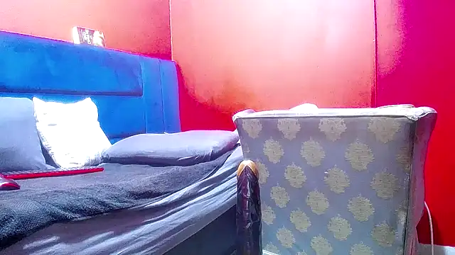 Snapshot of Lelety79 chatting on November 19, 2025, 7:36 pm Lelety79 online show from November 19, 2025, 7:36 pm