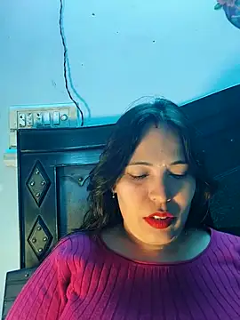 Poojabhabi101 online show from January 13, 2026, 6:39 am