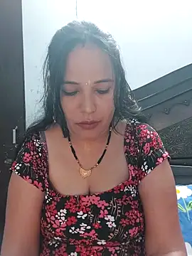 Poojabhabi101 online show from October 8, 2025, 6:04 am