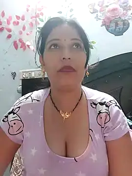 Poojabhabi101 online show from October 25, 2025, 5:46 pm