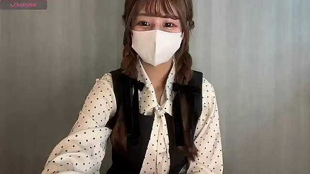 Ray-00 online show from November 22, 2025, 2:38 pm