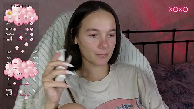 lil luna x online show from October 17, 2025, 10:00 pm