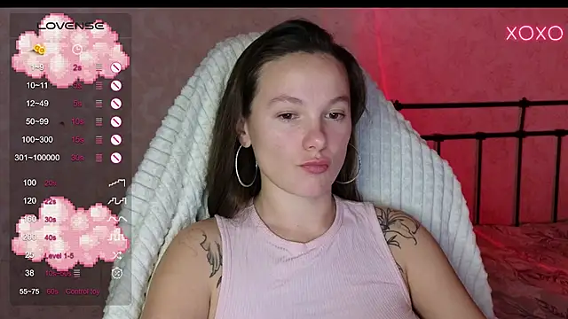lil luna x online show from December 11, 2024, 5:37 pm