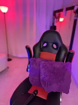 ZahaRoseee online show from March 7, 2026, 5:36 am