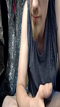 Snapshot of kindlethefire chatting on September 11, 2025, 11:54 am kindlethefire online show from September 11, 2025, 11:54 am