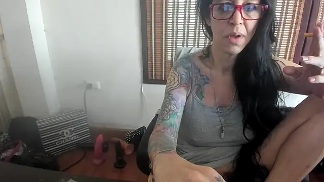 VenusX online show from March 4, 2026, 4:53 am