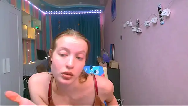   Aphrodita  wow   online show from February 22, 2025, 3:47 pm