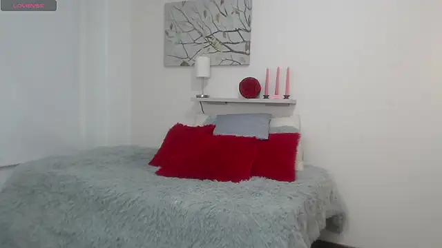 Snapshot of sofia_perez___ chatting on April 21, 2026, 8:04 pm sofia perez online show from April 21, 2026, 8:04 pm
