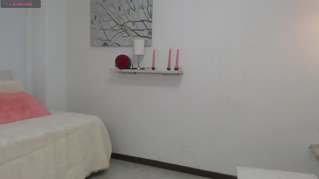 Snapshot of sofia_perez___ chatting on May 18, 2026, 7:40 pm sofia perez online show from May 18, 2026, 7:40 pm