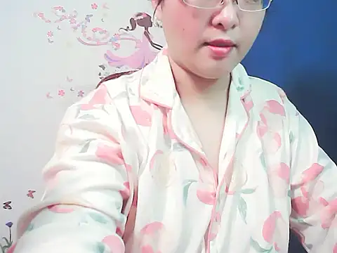 xiaorou-z online show from December 1, 2025, 3:13 pm