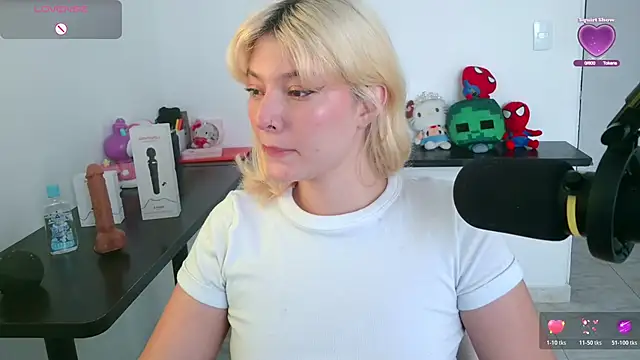 Snapshot of Ania_jones chatting on June 9, 2026, 9:49 pm Ania jones online show from June 9, 2026, 9:49 pm