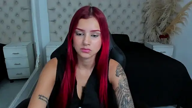 CinthiaCollins online show from July 16, 2026, 9:23 pm