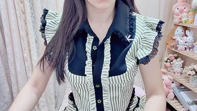 Rellababyy online show from April 10, 2026, 1:29 pm