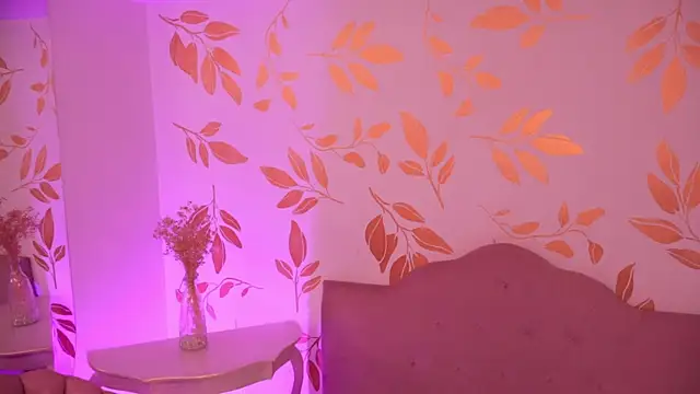 Misselektra   online show from March 20, 2026, 4:57 am