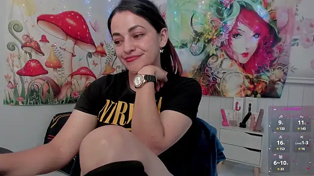 LovelyAzucena online show from March 3, 2025, 5:09 pm