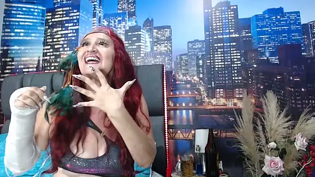 Lucy mature8 online show from April 22, 2026, 9:43 pm