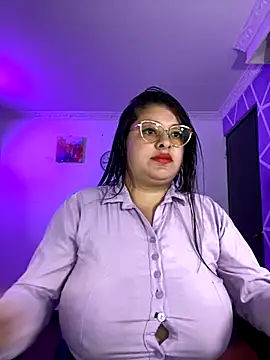 Snapshot of MiiaaJoness chatting on November 26, 2025, 2:50 pm MiiaaJoness online show from November 26, 2025, 2:50 pm