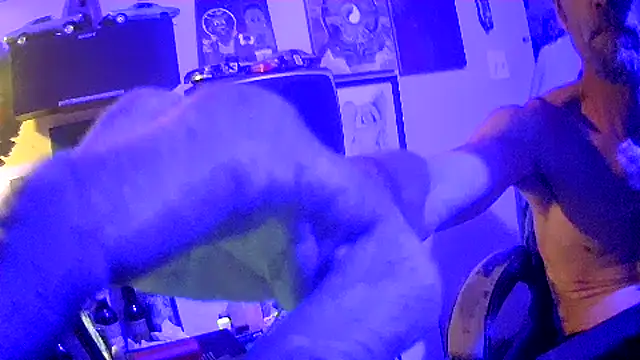 Snapshot of druetrue chatting on November 12, 2025, 2:37 am druetrue online show from November 12, 2025, 2:37 am