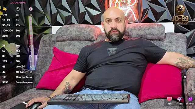 JD-69 online show from October 16, 2025, 8:17 pm