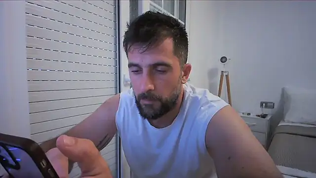 alex877x online show from July 15, 2026, 5:53 pm