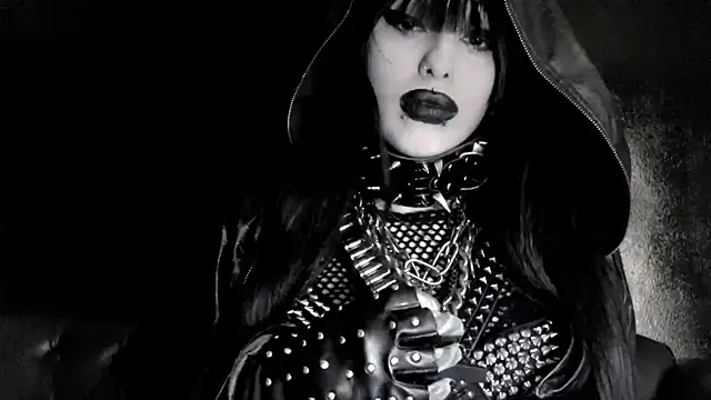 XXIOUX online show from April 27, 2026, 7:45 pm