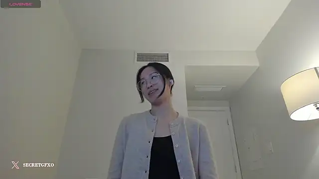 Snapshot of secretgirlfriendxo chatting on December 10, 2024, 7:16 am secretgirlfriendxo online show from December 10, 2024, 7:16 am