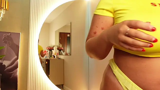 CelesteBailey online show from October 10, 2025, 4:46 am