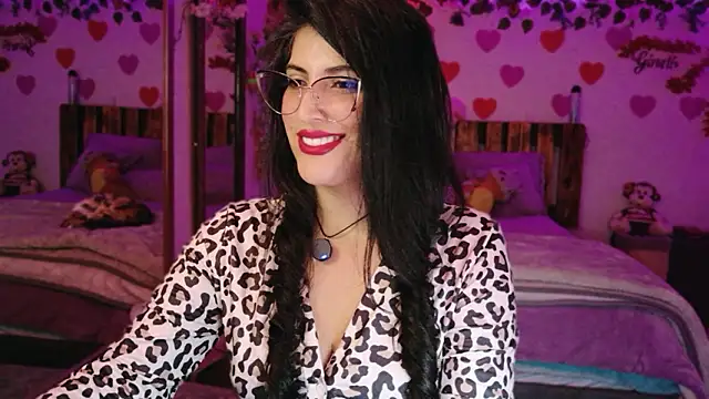 azahar  ziiz online show from February 26, 2026, 1:05 am