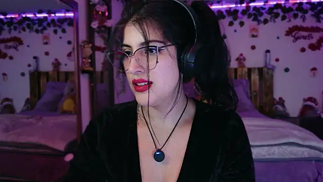 azahar  ziiz online show from December 21, 2025, 8:09 pm