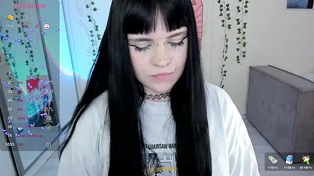 Snapshot of SelenaCute chatting on March 7, 2025, 9:40 am SelenaCute online show from March 7, 2025, 9:40 am