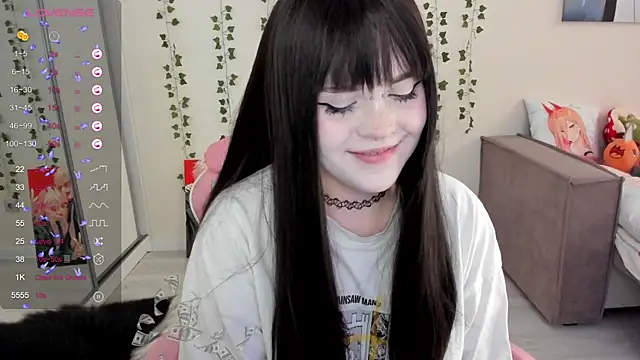 Snapshot of SelenaCute chatting on February 24, 2025, 6:38 am SelenaCute online show from February 24, 2025, 6:38 am