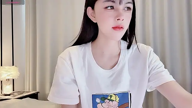 Snapshot of lvy-w chatting on July 2, 2026, 10:54 am lvy-w online show from July 2, 2026, 10:54 am