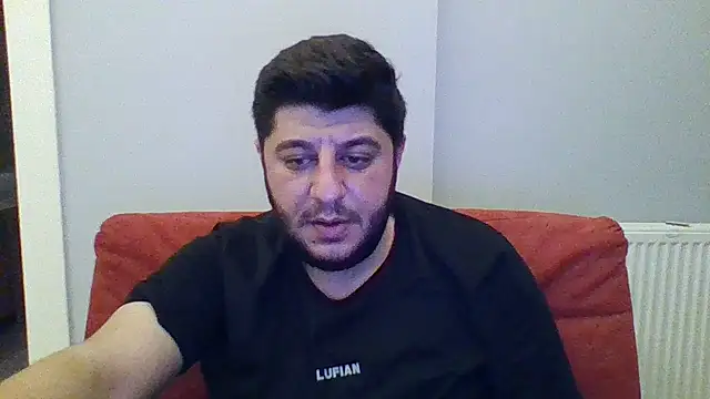 erkekkkadam online show from April 29, 2026, 10:38 pm