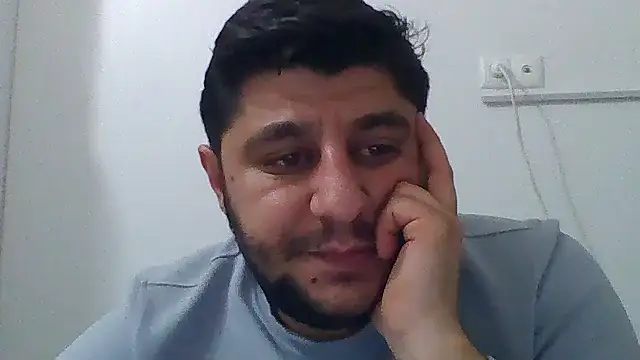 erkekkkadam online show from December 2, 2025, 1:39 am