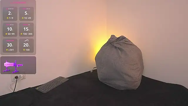 Snapshot of Markbrown chatting on April 28, 2026, 8:46 pm Markbrown online show from April 28, 2026, 8:46 pm