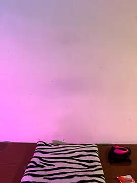 Felicia smok3 online show from November 7, 2025, 1:10 am