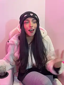 Felicia smok3 online show from May 26, 2026, 4:32 am