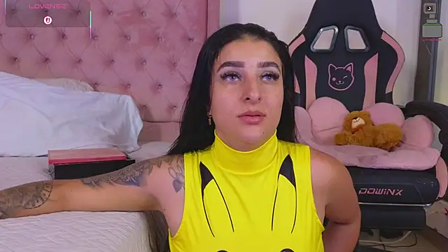  Linoshka 1 online show from March 4, 2026, 8:27 pm