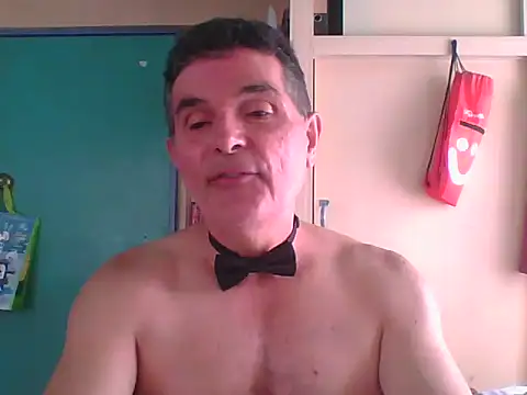 kavir-sebastien online show from November 9, 2025, 7:51 pm