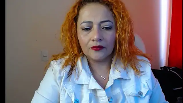 MariaJoseBarraza online show from October 4, 2025, 9:05 pm